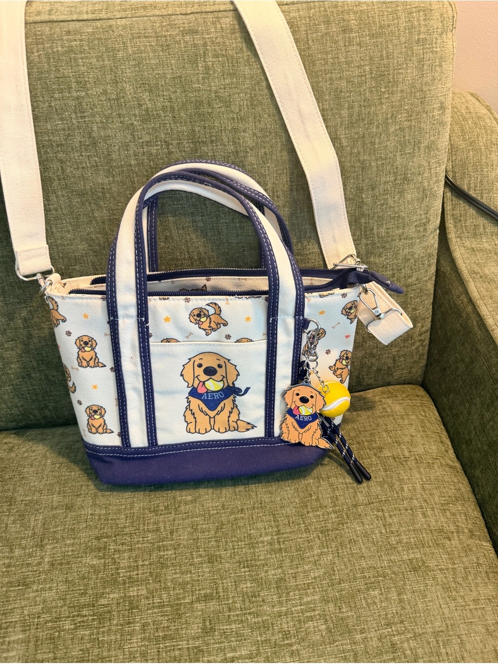 Crossbody, Canvas Pet-Themed Purse with Golden Retriever Print — Navy & White